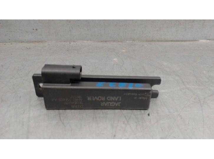 Recambio de antena para land rover range rover evoque (l538) 2.0 d 4x4 referencia OEM IAM AH4215K603AA LR012709 