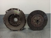 Recambio de kit embrague para opel zafira b 1.7 16v cdti referencia OEM IAM 55562298  