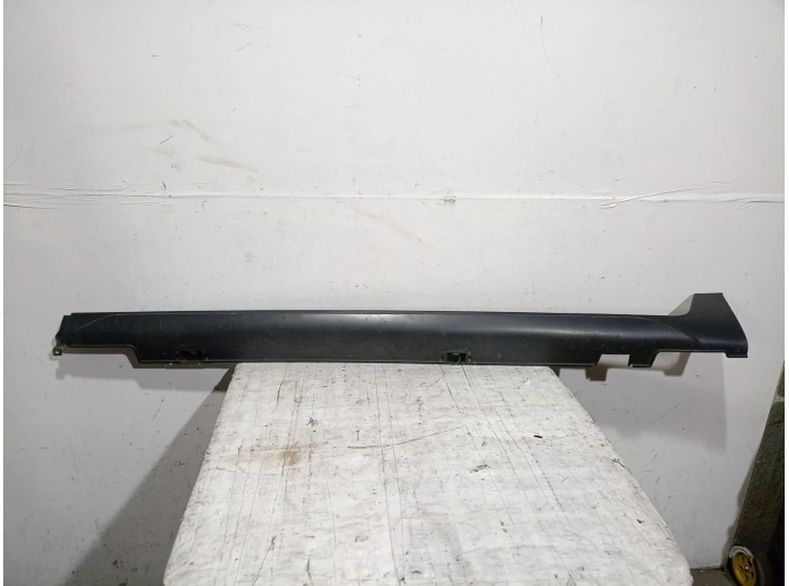 Replacement side skirt for Honda Jazz V (GR_, GS_) 1.5 eHEV (GR3, GR6) OEM IAM reference 5660710 