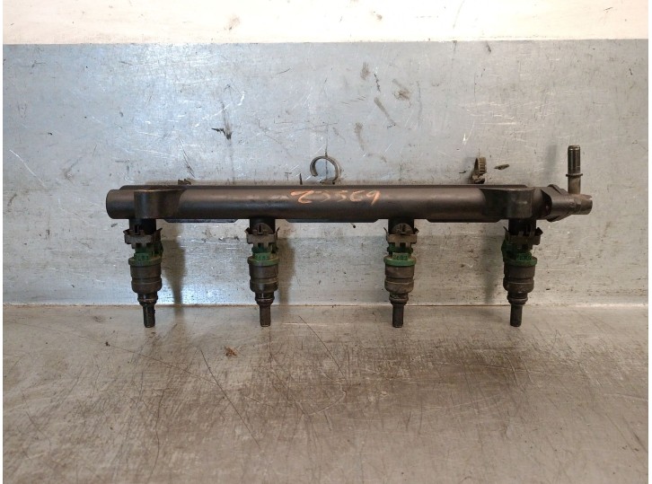 Recambio de rampa inyectora para kia rio i hatchback (dc) 1.3 referencia OEM IAM 0K30C1315X 0K30C13150 