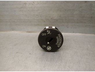 Recambio de interruptor para bmw 2 active tourer (f45) 218 d referencia OEM IAM 61319326501  9326501