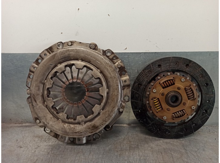 Replacement clutch kit for suzuki wagon r+ rb (mm) 1.3 cat OEM IAM reference 2210064B21 