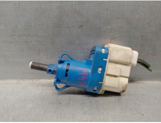 Recambio de interruptor para land rover discovery 2.7 td v6 cat referencia OEM IAM XKB500030 6E5T9G854AA 