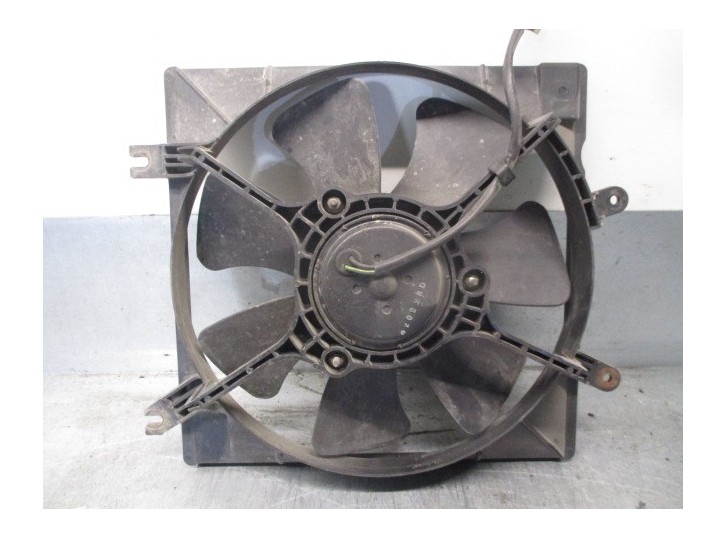 Recambio de electroventilador para kia shuma ii 1.6 ls 4 berlina referencia OEM IAM 033811511 