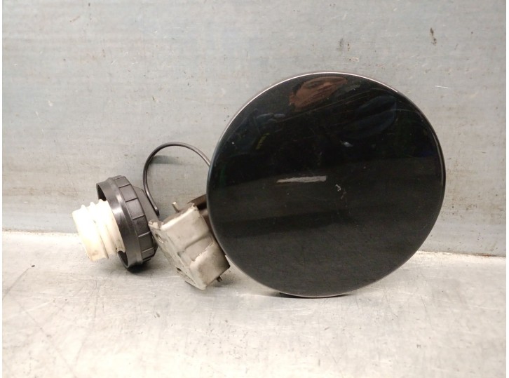 Recambio de tapa exterior combustible para ssangyong rodius ii 2.0 xdi referencia OEM IAM 6361021003 6361021003 