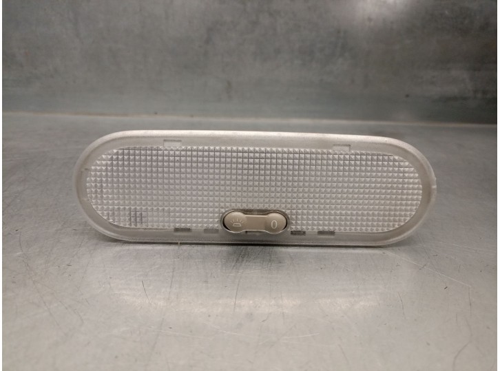 Recambio de luz interior para nissan juke (f15) 1.2 dig-t referencia OEM IAM 8200074362  