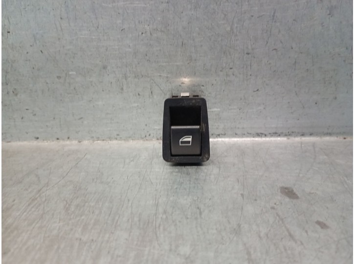 Recambio de mando elevalunas trasero izquierdo para bmw 3 touring (e46) 330 d referencia OEM IAM 6902174 61316902174 