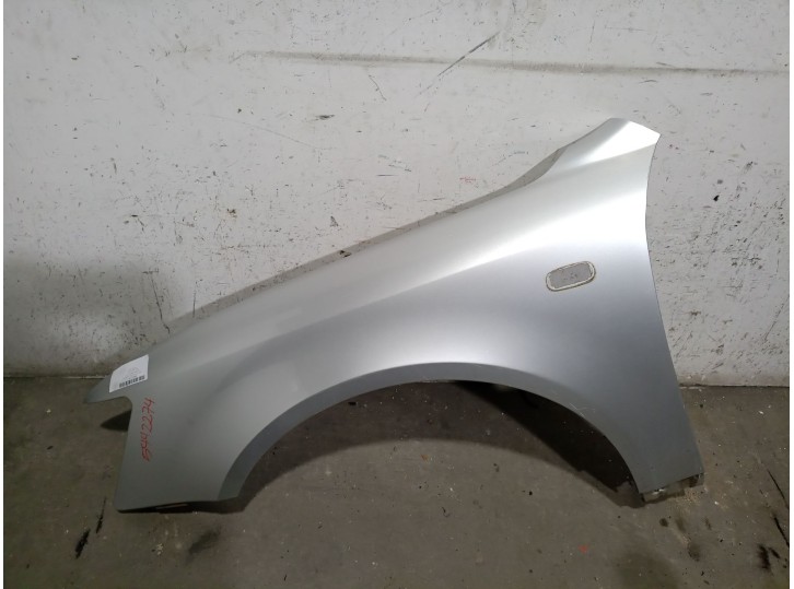 Recambio de aleta delantera izquierda para hyundai sonata v (nf) 2.0 crdi referencia OEM IAM 663103K200 663103K200 