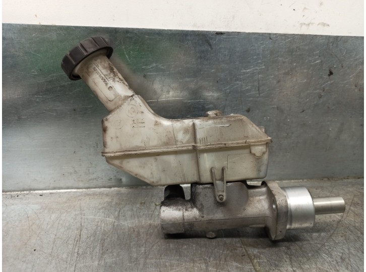 Recambio de bomba freno para nissan note (e11e) visia referencia OEM IAM 8200129956E  