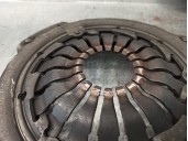 Replacement clutch kit for Nissan Note (E11E) Visia OEM IAM reference 3010000Q0F 322034210 LUK