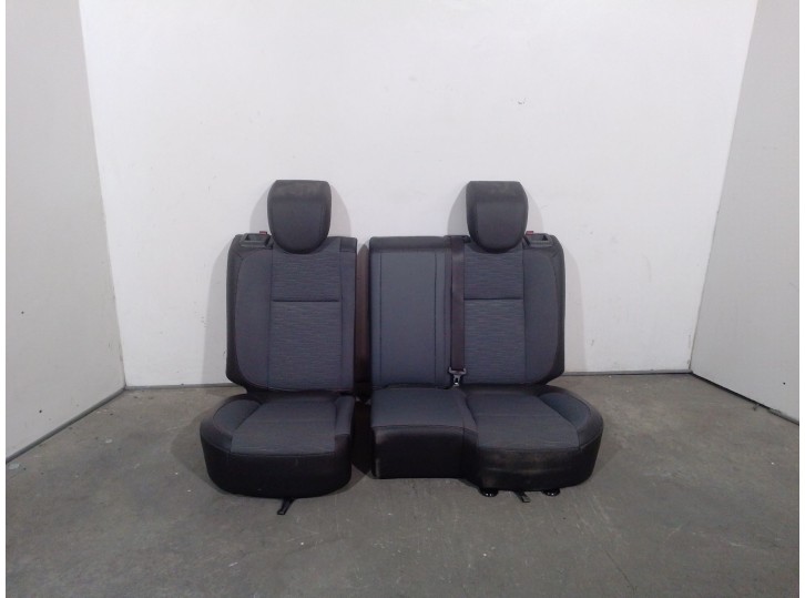 Recambio de asientos traseros para opel mokka / mokka x (j13) 1.4 (_76) referencia OEM IAM 168784 168784 