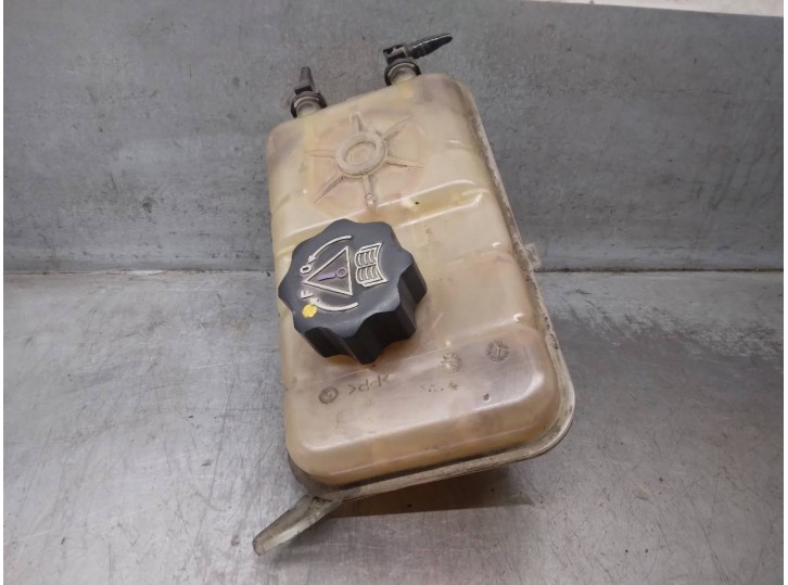 Recambio de deposito expansion para peugeot 407 st confort pack referencia OEM IAM 917A2  