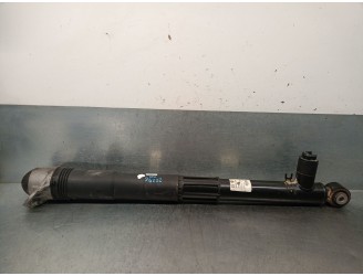 Recambio de amortiguador trasero derecho para seat leon sportstourer (kl8, kld) 1.5 tsi referencia OEM IAM 5WA512037D 5WA513119D
