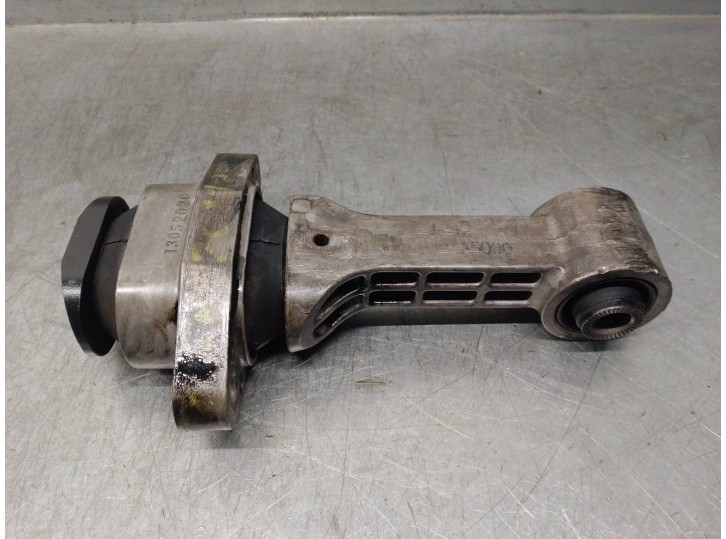 Recambio de soporte motor delantero para kia cee´d crdi cat referencia OEM IAM 21950A5000 