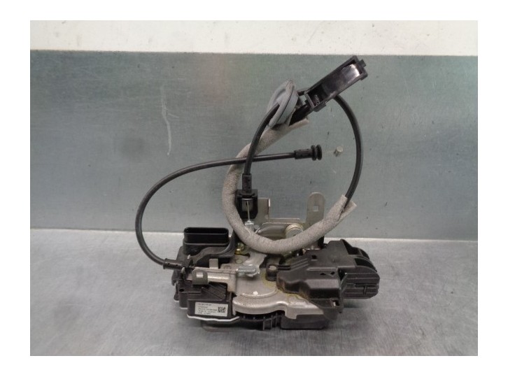Recambio de cerradura puerta delantera derecha para volvo v40 básico referencia OEM IAM 31440390 6 PINES 5 PUERTAS