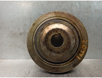 Replacement crankshaft pulley for Peugeot 407 2.2 OEM IAM reference 9641741980 