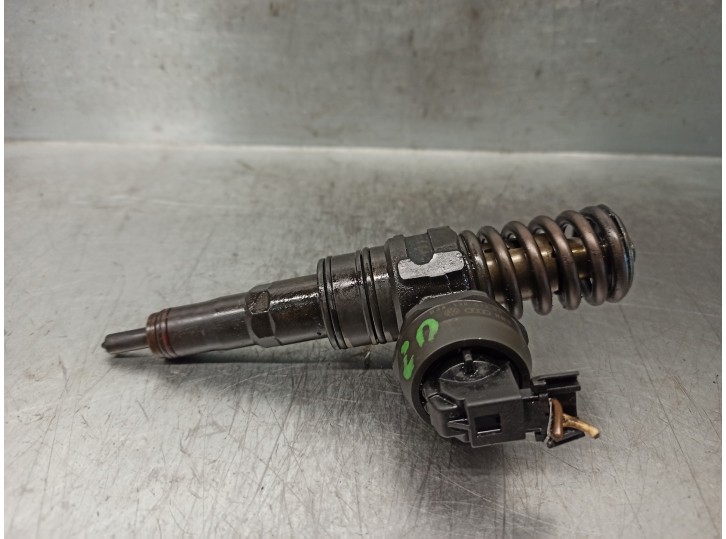 Recambio de inyector para skoda octavia combi (1z5) 2.0 tdi dpf referencia OEM IAM 038130073BQ 0414720312 BOSCH