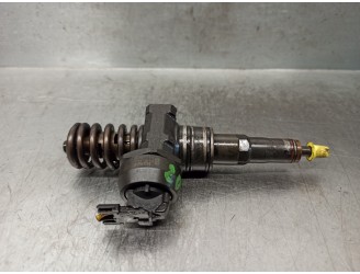 Recambio de inyector para skoda octavia combi (1z5) 2.0 tdi dpf referencia OEM IAM 038130073BQ 0414720312 BOSCH