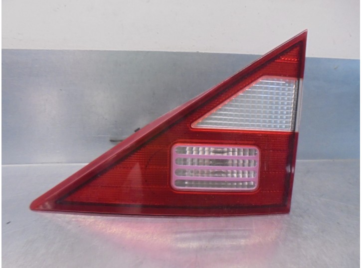 Replacement rear right light for Ssangyong Rodius 2.7 turbodiesel CAT OEM IAM reference 8360221203 5-DOOR HATCHBACK