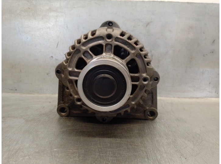 Recambio de alternador para opel insignia berlina 1.8 16v referencia OEM IAM 13500577 