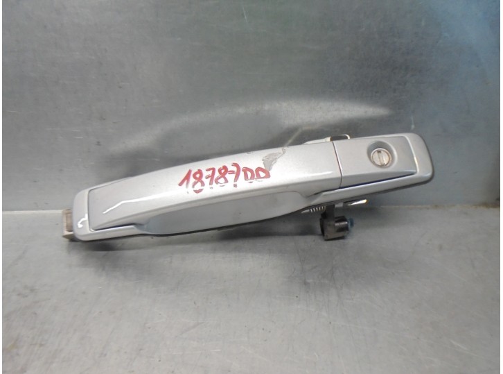 Recambio de maneta exterior delantera derecha para ssangyong rodius 2.7 turbodiesel cat referencia OEM IAM 7246021002SAF  