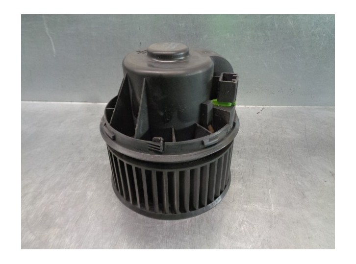Recambio de motor calefaccion para volvo v40 básico referencia OEM IAM AV6N18456AA 