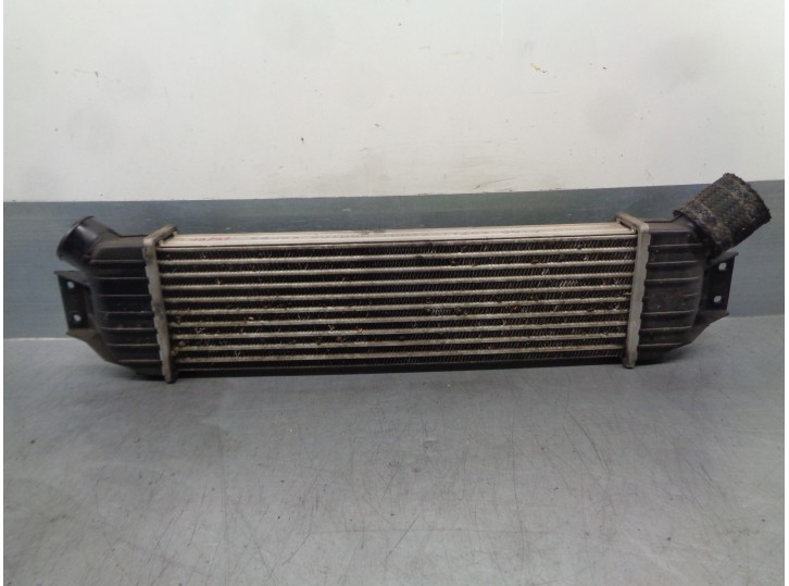 Recambio de intercooler para ssangyong rodius 2.7 turbodiesel cat referencia OEM IAM 2371121051 