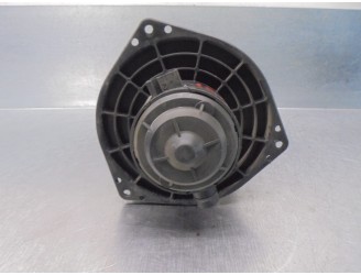 Recambio de motor calefaccion para ssangyong rodius 2.7 turbodiesel cat referencia OEM IAM 6813021030  