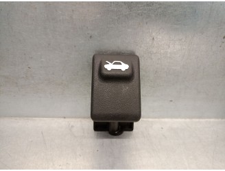 Recambio de cerradura capot para kia stonic (yb) 1.2 cvvt referencia OEM IAM 8118234000 