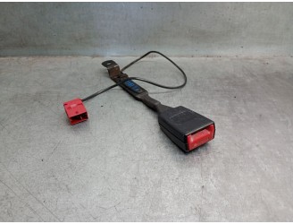 Recambio de enganche cinturon para skoda fabia ii combi (545) 1.9 tdi referencia OEM IAM 5J0858471C 5J0858471C 