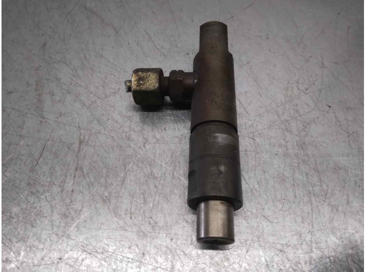 Recambio de inyector para chrysler jeep cherokee (xj) 2.1 turbodiesel referencia OEM IAM KBE48S7 