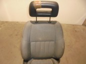 Recambio de asiento delantero derecho para toyota celica celica 1600 referencia OEM IAM  TELA GRIS 3 PUERTAS