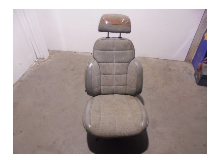 Recambio de asiento delantero derecho para chrysler jeep cherokee (xj) 2.1 turbodiesel referencia OEM IAM CUERO Y TELA GRIS 5 P