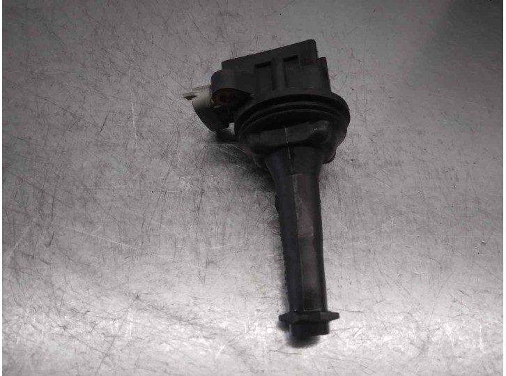 Recambio de bobina encendido para volvo v50 familiar 2.4i kinetic referencia OEM IAM 8677837 1220703027 BOSCH