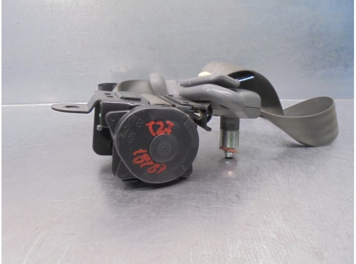 Recambio de cinturon seguridad trasero izquierdo para ssangyong rodius 2.7 turbodiesel cat referencia OEM IAM 7560121102  5 PUER