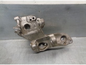 Recambio de soporte alternador para ford fiesta (cbk) 1.4 tdci cat referencia OEM IAM 9641715580 