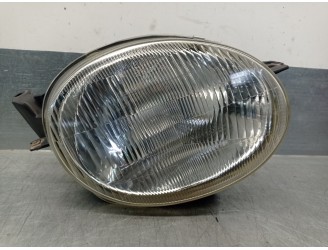 Recambio de faro derecho para toyota corolla (e11) 1.6 16v referencia OEM IAM 082121183R 5 PUERTAS