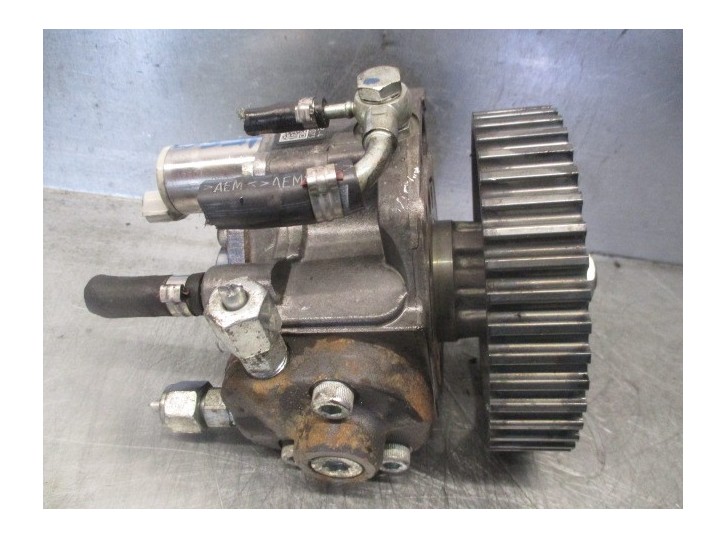 Recambio de bomba inyeccion para opel meriva a 1.7 16v referencia OEM IAM 8973138624 HU2940000073 DENSO