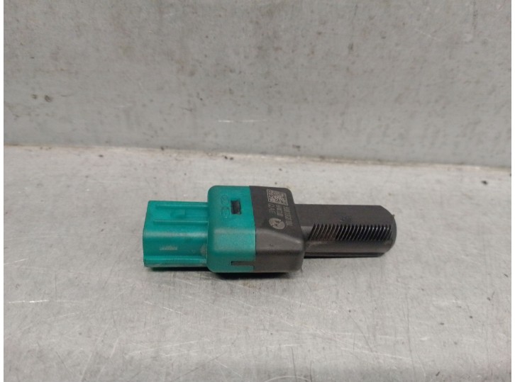 Replacement sensor for hyundai tucson (nx4e, nx4a) 1.6 t-gdi OEM IAM reference 93813G8100 
