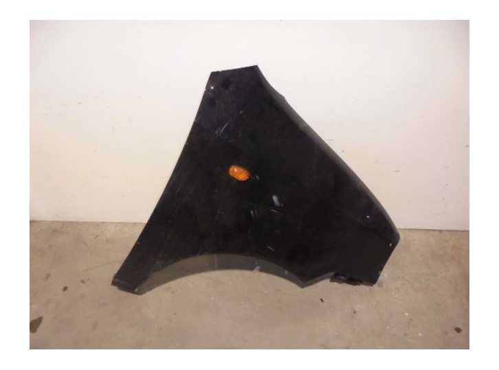 Recambio de aleta delantera derecha para hyundai atos prime (mx) gls (2003) referencia OEM IAM 6632102260 NEGRA 