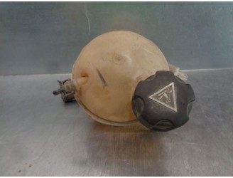 Replacement expansion tank for Citroën DS4 Design OEM IAM reference 
