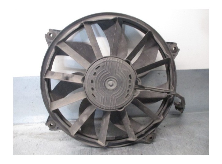 Recambio de electroventilador para citroën ds4 design referencia OEM IAM 988495H 