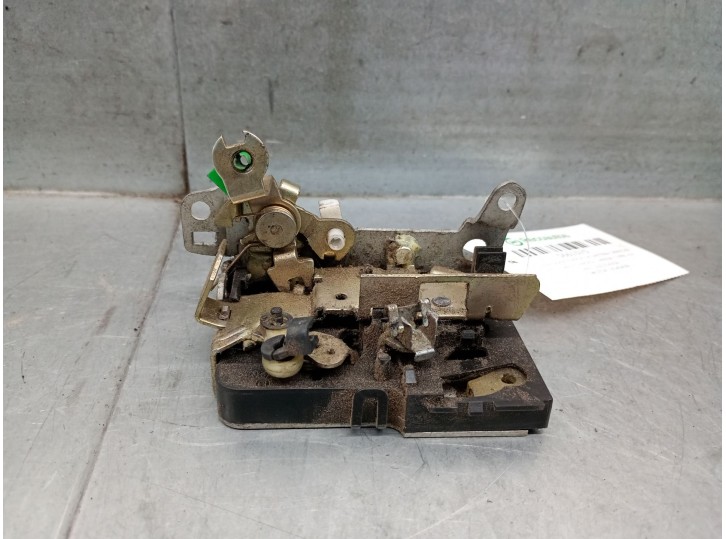 Replacement front right door lock for Iveco Daily chassis-cab (1999 =>) 2.8 diesel cat OEM IAM reference 50031