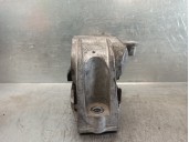 Replacement right engine mount for Volkswagen Golf V saloon (1K1) 1.6 16V FSI OEM IAM reference 1K0199262AJ 
