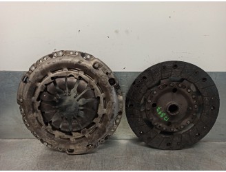 Recambio de kit embrague para renault megane iii coupe 1.2 tce referencia OEM IAM 302100495R  