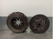 Recambio de kit embrague para renault megane iii coupe 1.2 tce referencia OEM IAM 302100495R  