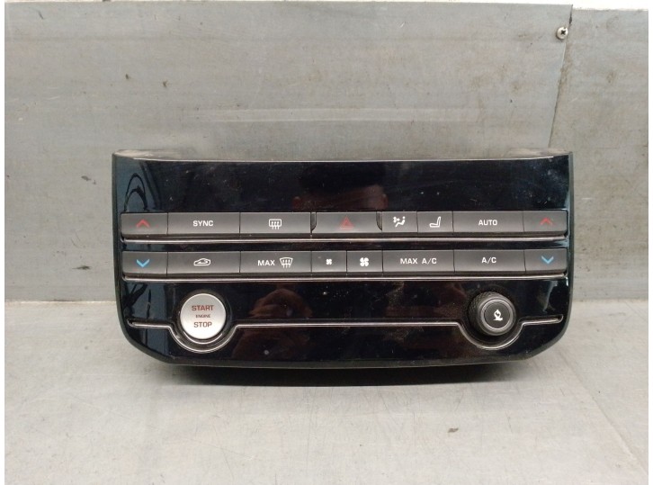 Recambio de mando climatizador para jaguar xe (x760) 2.0 d referencia OEM IAM JX6318C858RB T2H21935 
