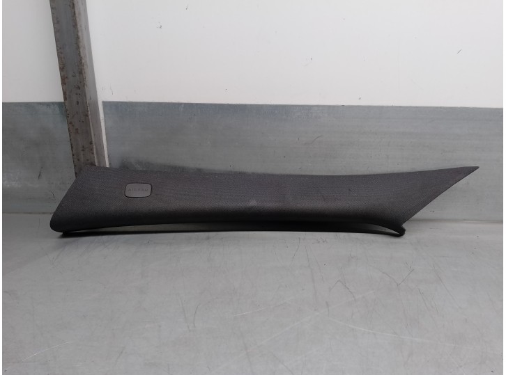 Recambio de molduras delanteras para mercedes-benz clase a (w176) 1.5 cdi cat referencia OEM IAM A1766901700  