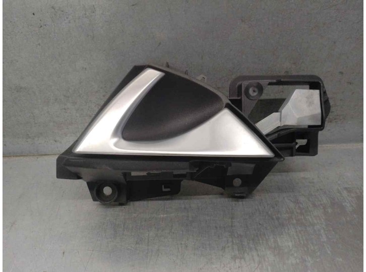 Replacement front right interior door handle for Citroën DS5 2.0 HDi FAP OEM IAM reference 9688506377 5 DOORS