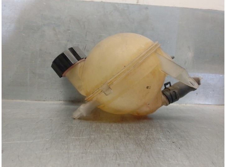 Recambio de deposito expansion para peugeot 308 sw confort referencia OEM IAM 1323AH 1323AH 